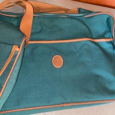 Lot 978 - Duffle and messenger bag