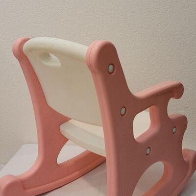 Lot 169: Vintage Little Tikes Rocker Chair 