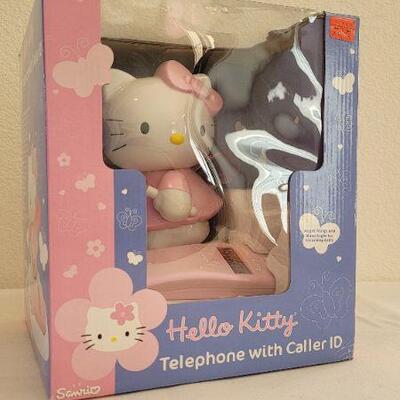 Lot 198: Vintage NEW Hello Kitty Telephone w/ Caller ID