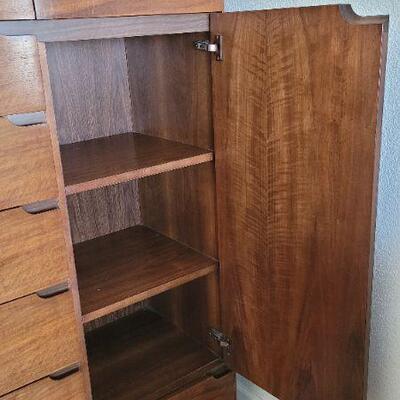 Lot 200: Vintage LANE Mid Century Modern Walnut Dresser w/ Storage 