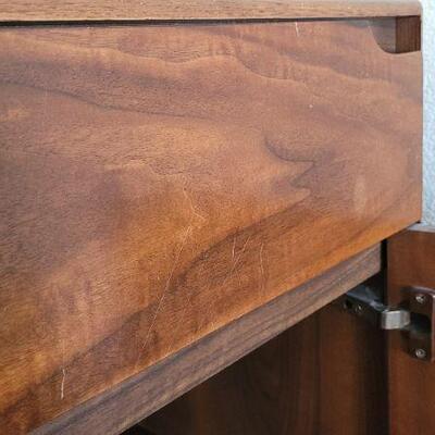 Lot 200: Vintage LANE Mid Century Modern Walnut Dresser w/ Storage 