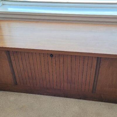 Lot 201: Vintage LANE Mid Century Modern Cedar Chest w/ Original Key 