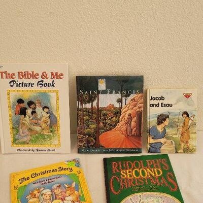 Lot 204: Assorted Children's Bible/Religious Books