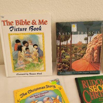 Lot 204: Assorted Children's Bible/Religious Books