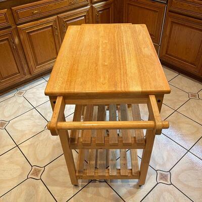 LOT 216  KITCHEN ROLLING UTILITY CART CUTTING BOARD
