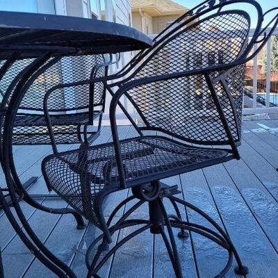 Lot 221: Outdoor Patio Set w/ (4) Rocking Chairs