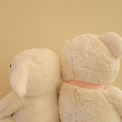 Lot 229: (2) New Stuffed Animals