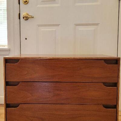 Lot 230: Vintage LANE Mid Century Modern Walnut Bedside Table Dresser
