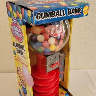 Lot 231: Vintage NEW Dubble Bubble Gumball Machine