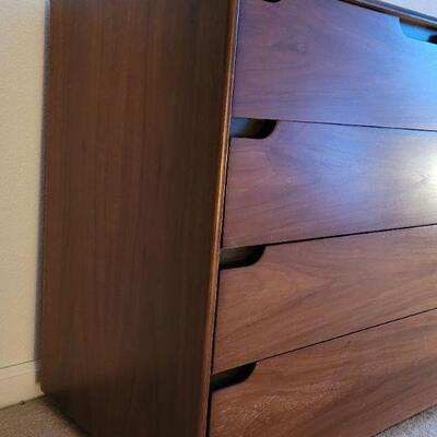 Lot 243: Mid Century Modern Lane Walnut Dresser  