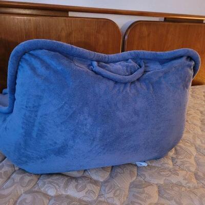 Lot 244: Backrest Cushion
