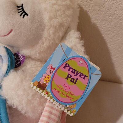 255:  New Baby Girl Basket , Praying Lamb, Pull Toy, Neck wings
