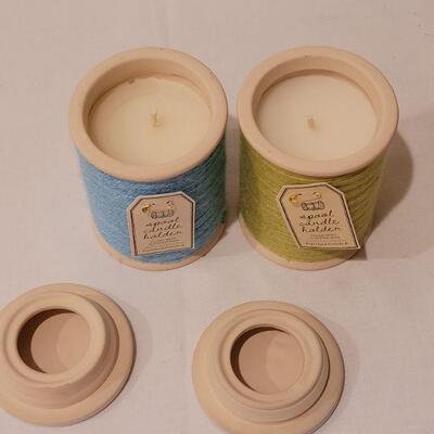 Lot 260: (2) New Large Spool Candles (Fresh Linen)