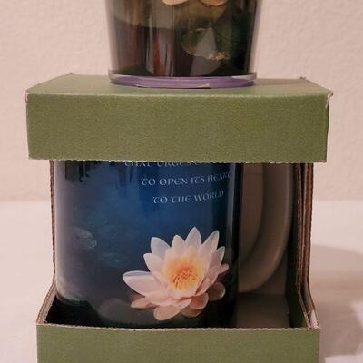 Lot 261: All NEW Waterlily Travel Mug, Travel Cup for Cold Beverages and Coffee Cup 