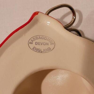 Lot 263:  Vintage Cat with String Mouth and Scissors  Babbacombe Devon, England 