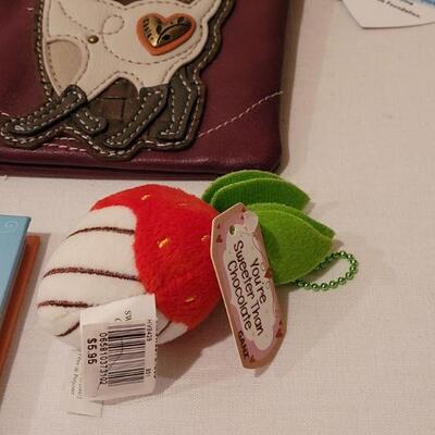 Lot 265: New Chala Cat Purse, Book and Purse Charm