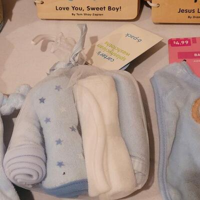 Lot 269: NEW Baby Boy Books, Bib, Washcloths, Bottle Tote and Snuggle Blanket Bear