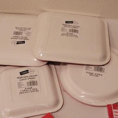 Lot 270: New Disposable Valentine's Plates and Napkins