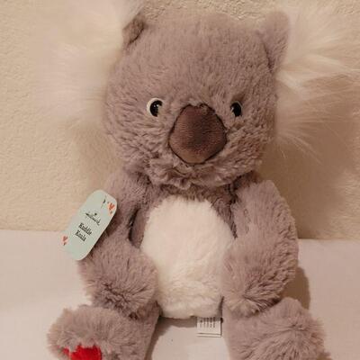 Lot 275: NEW Baby Girl Basket, Koala Plushie, Puzzle and Book