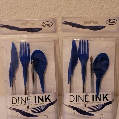 Lot 283: NEW Ink Pen With Utensil Lids and Salt and Pepper Shakers