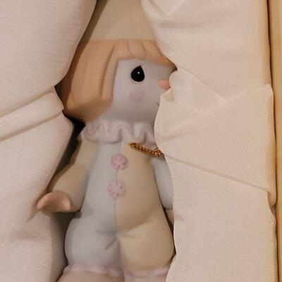 Lot 284: NEW Precious Moments Baby Birthday Train