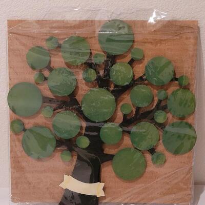 Lot 291: New Embellish Your Story 18" Large Family Tree Magnet