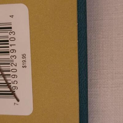 Lot 297: NEW Recipe Book and Cookie Stamps 