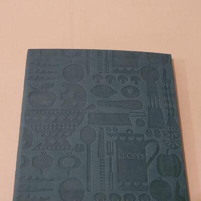 Lot 297: NEW Recipe Book and Cookie Stamps 