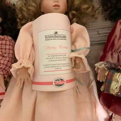 2 Ashton Drake Dolls 