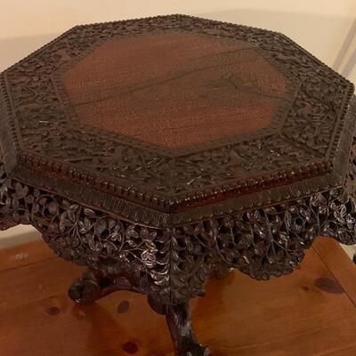 Anglo-Indian Tilt-Top Table 