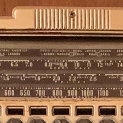 1940â€™s Philco Radio 