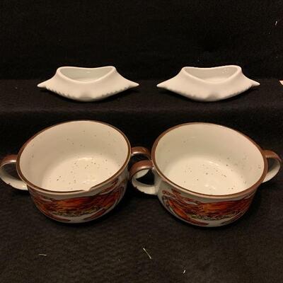 (2)D. H. Holmes Crab Bowls/(2)Crab Bakes