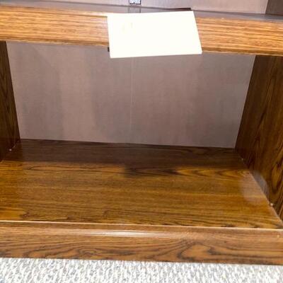 Lot 992 - TV stand