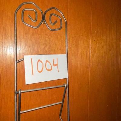 Lot 1004 - Metal plate holder,  adjustable
