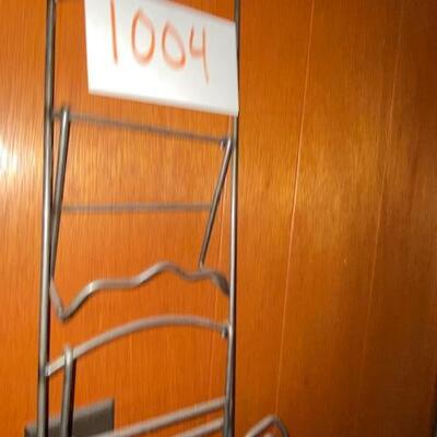 Lot 1004 - Metal plate holder,  adjustable