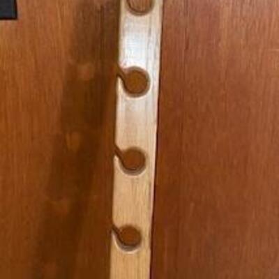 Lot 1011 - Cap Holder