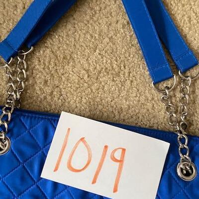 Lot 1019- KU jayhawk Bag