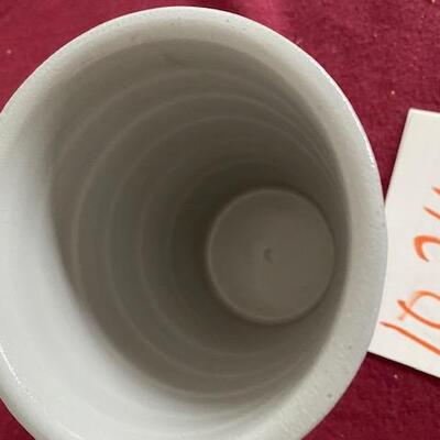 Lot 1024 - Christmas Crock