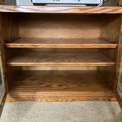 Lot 1028 - Entertainment Center. 