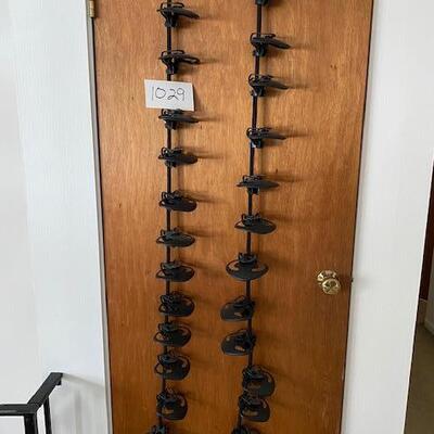 Lot 1029 - Hat storage hangers