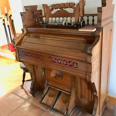 Antique Emerson pump organ $495