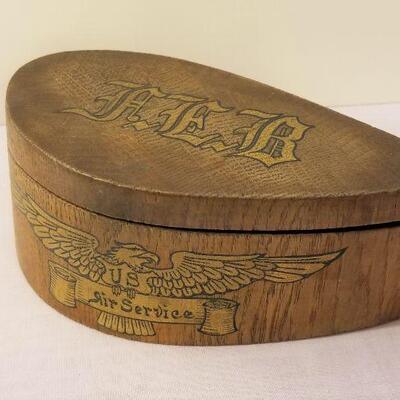 Lot #64  Vintage Box - U.S. Air Service
