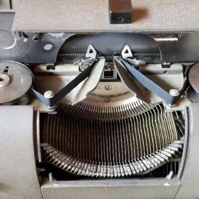 Lot #66 Vintage Underwood Typewriter with Cover