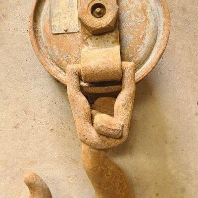 Anvil Brand Western Block and Tackle Massive Pulley Hook