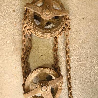Chisholm Moore 1 Ton Hoist