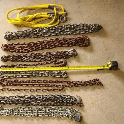 10 Pc: 9 Assorted chains & 1 Tow Strap