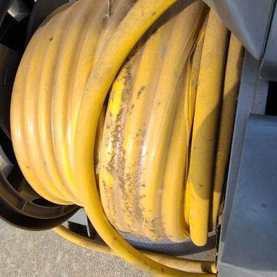 Air Hose w/Caddie