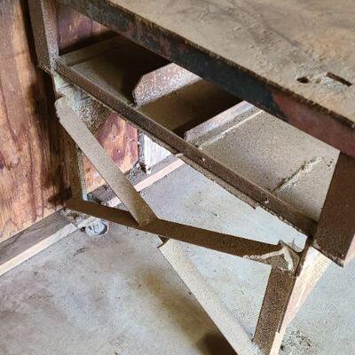 Heavy Duty Work Table