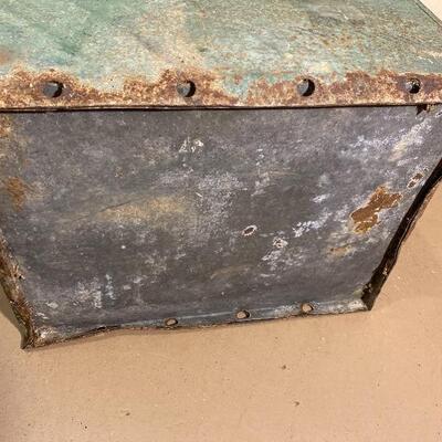 Lot# 112 s Vintage Insulated Steel Cooler Storage Box Industrial Steampunk 
