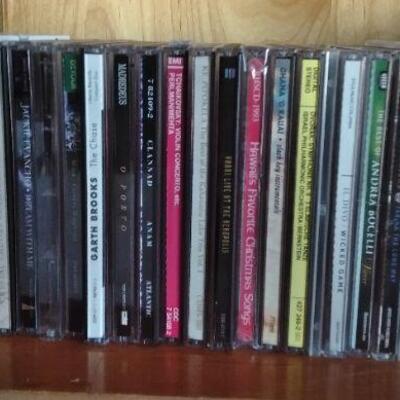 LOT 76  MUSIC ON CD WITH CASE